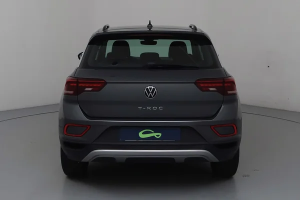Volkswagen T-Roc (2022) — foto 25 van 30