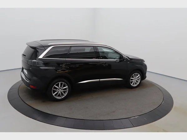 PEUGEOT 5008 (2023) — foto 25 van 26