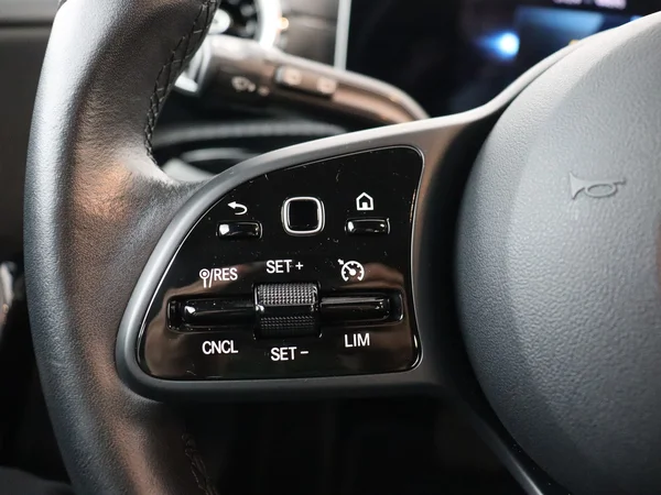 MERCEDES A 180 (2020) — foto 9 van 26