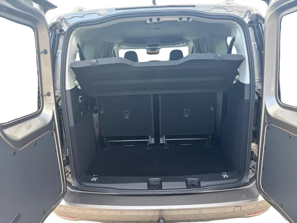VOLKSWAGEN Caddy Maxi (2026) — foto 13 van 23