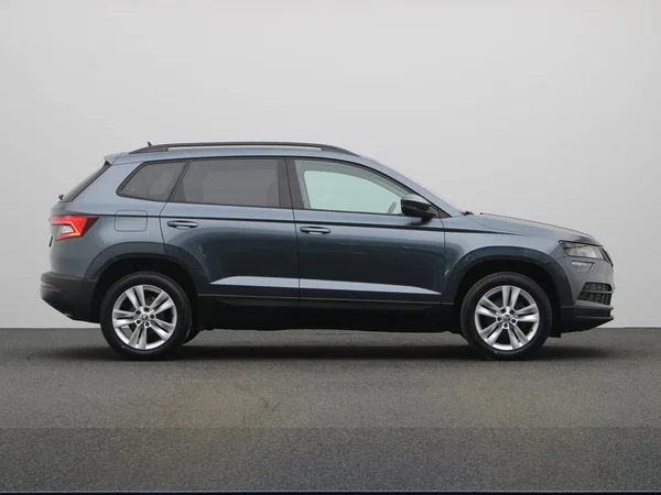 SKODA Karoq (2021) — foto 16 van 19