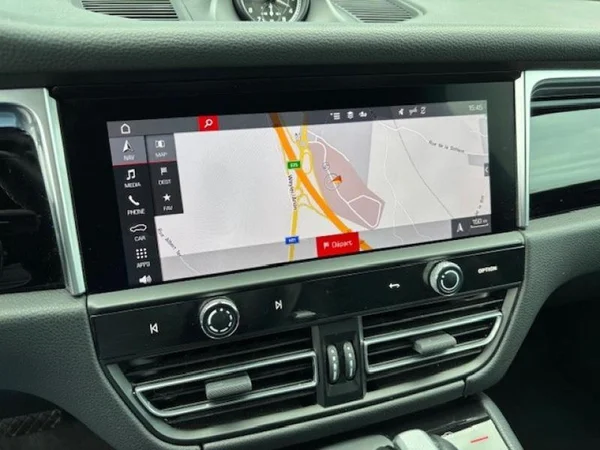 PORSCHE Macan S (2023) — foto 19 van 31