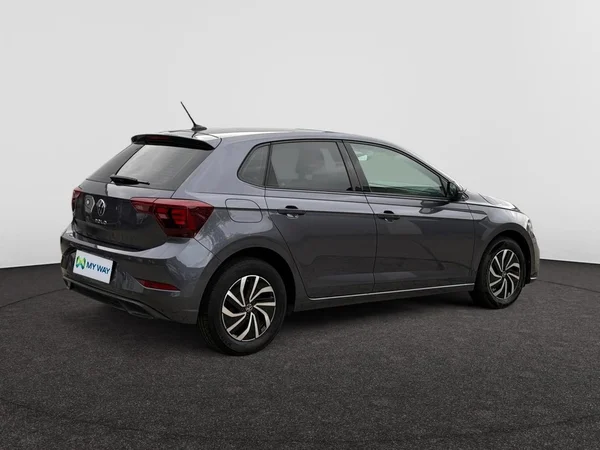 VOLKSWAGEN Polo (2022) — foto 16 van 21