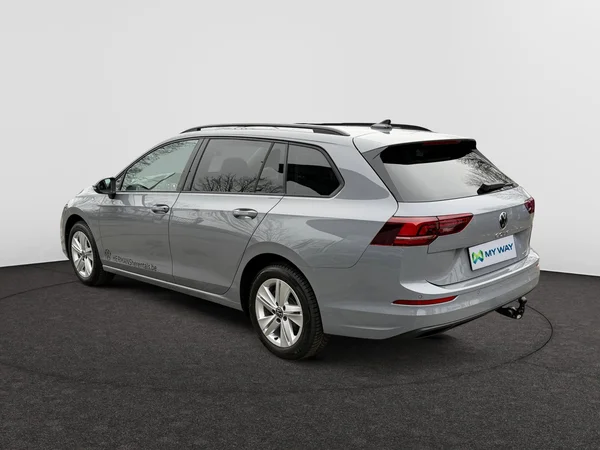 VOLKSWAGEN Golf VIII SW (2026) — foto 11 van 18