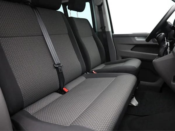 VOLKSWAGEN Transp T6.1 1400 Caravelle Swb (2024) — foto 13 van 18