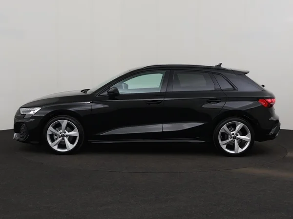 AUDI A3 Sportback (2025) — foto 4 van 4