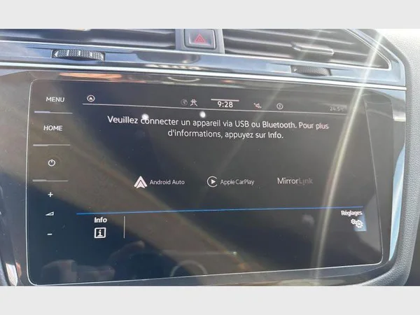 Volkswagen Tiguan (2021) — foto 16 van 31