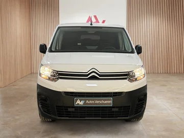 Citroen Berlingo d1045bfe-1f98-43e2-9cbf-7351bf39afca