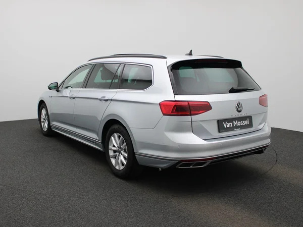 Volkswagen Passat (2024) — foto 12 van 37