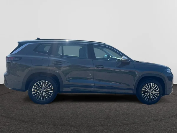VOLKSWAGEN Tayron (2025) — foto 18 van 21