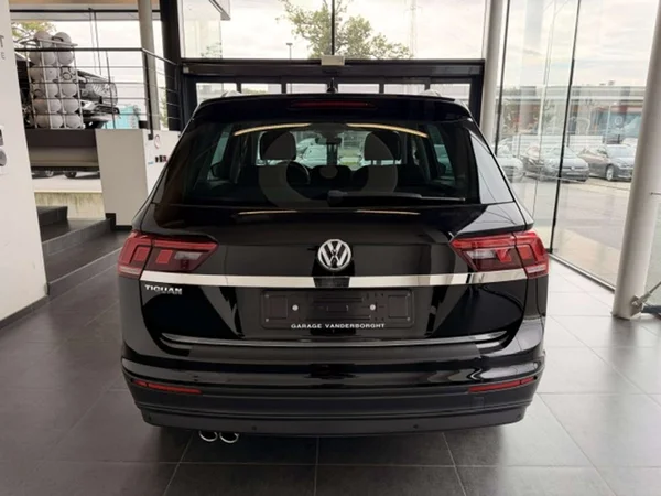 Volkswagen Tiguan (2019) — foto 19 van 22