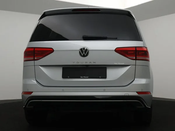 Volkswagen Touran (2022) — foto 3 van 29