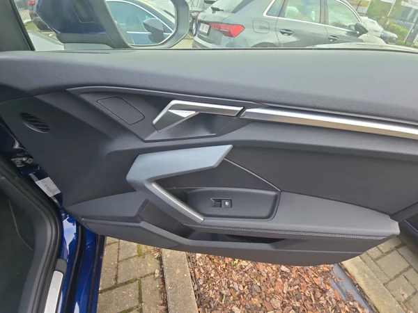 AUDI A3 Sportback PHEV (2025) — foto 11 van 24
