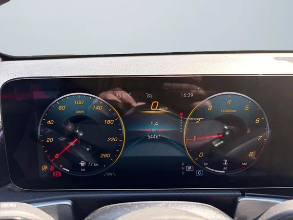 MERCEDES-BENZ GLB (X247) (2021) — foto 7 van 31