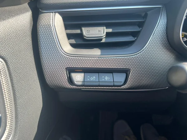 Renault Arkana (2025) — foto 4 van 20