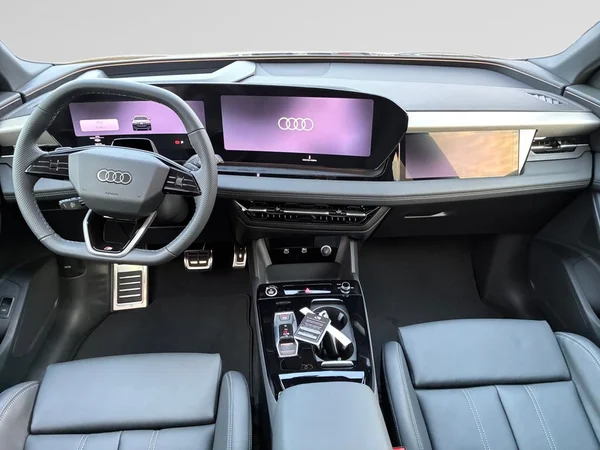AUDI Q6 e-tron (2026) — foto 12 van 16