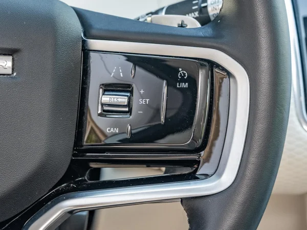 Land Rover Range Rover Velar (2021) — foto 14 van 25