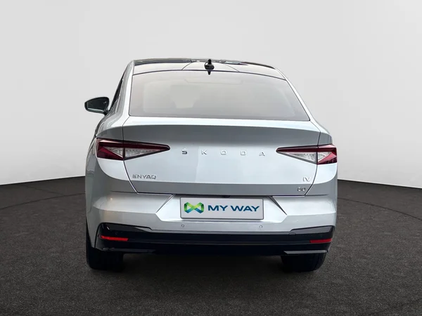 SKODA Enyaq Coupé (2024) — foto 7 van 24