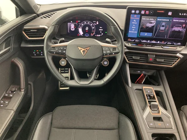 CUPRA Leon ST (2025) — foto 11 van 36