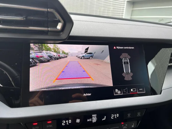 AUDI A3 Sportback (2024) — foto 5 van 21