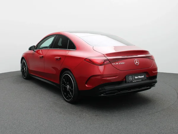 Mercedes-Benz CLA (2025) — foto 12 van 31