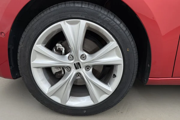 Seat Leon (2025) — foto 9 van 19