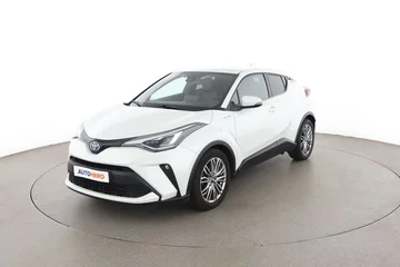 Toyota C-HR 6e21e4ad-1bf8-4938-a241-3729e7daf610