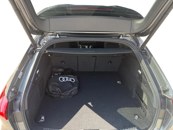 AUDI A5 Avant e-hybrid (PHEV) (2026) — foto 5 van 24