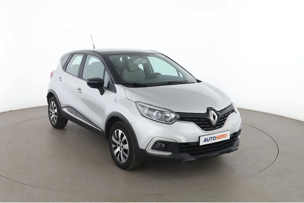 Renault Captur (2018) — foto 14 van 16