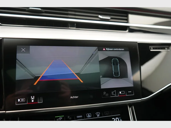 AUDI A8 Long PHEV (2024) — foto 32 van 43