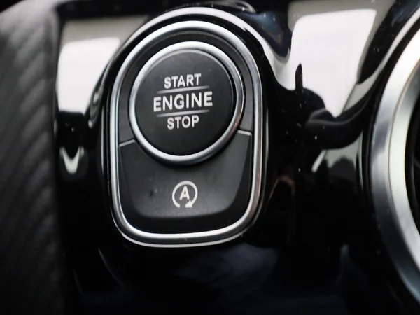 Mercedes-Benz CLA (2022) — foto 10 van 40