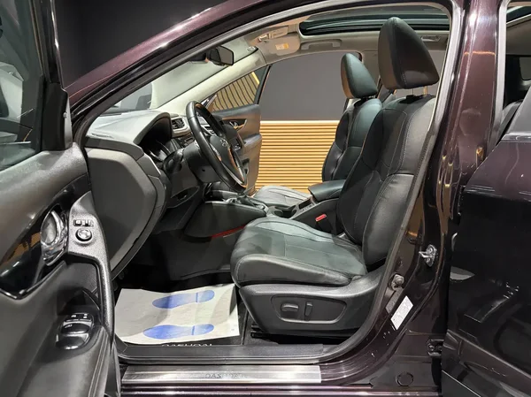 Nissan Qashqai (2017) — foto 23 van 25
