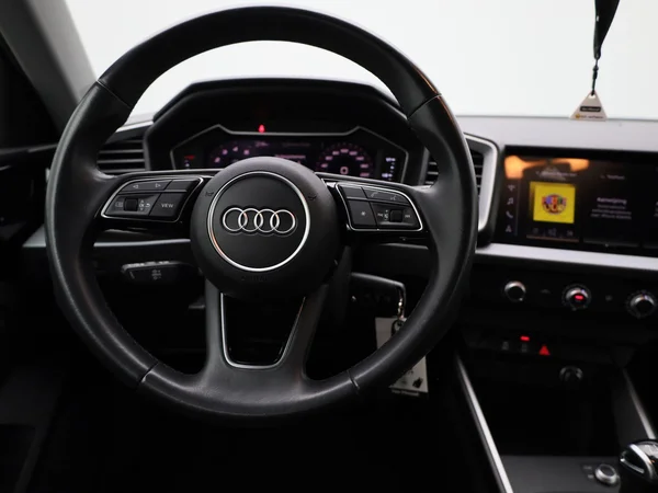 Audi A1 Sportback (2023) — foto 33 van 35