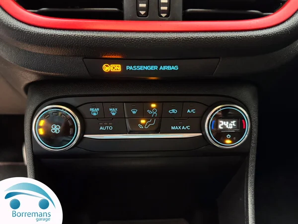 Ford Fiesta (2018) — foto 8 van 28