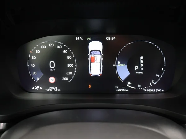 VOLVO V60 (2019) — foto 13 van 27