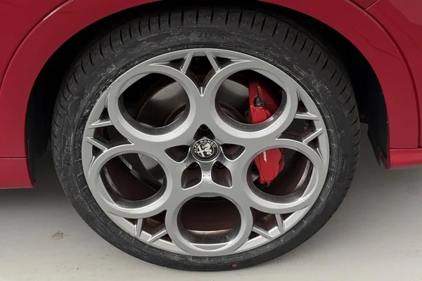 Alfa Romeo Tonale (2024) — foto 20 van 32