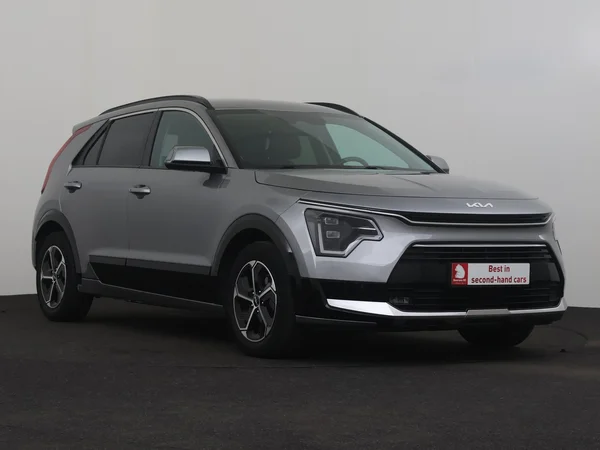 KIA NIRO (2022) — foto 25 van 30