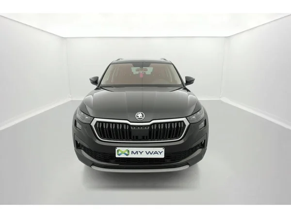 SKODA Kodiaq (2023) — foto 12 van 36