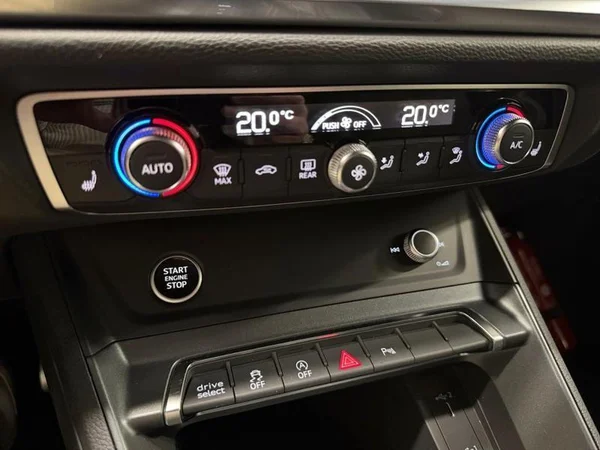 AUDI Q3 Sportback (2020) — foto 19 van 29