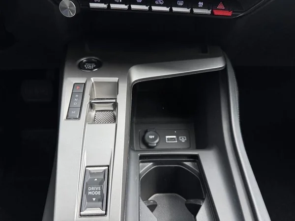 PEUGEOT 308 SW Dsl (2024) — foto 18 van 28