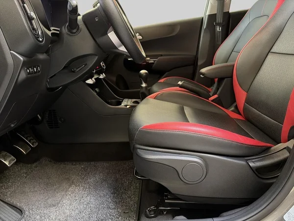 Kia Picanto (2021) — foto 9 van 21