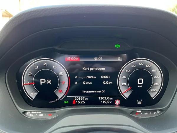 AUDI Q2 (2024) — foto 11 van 22