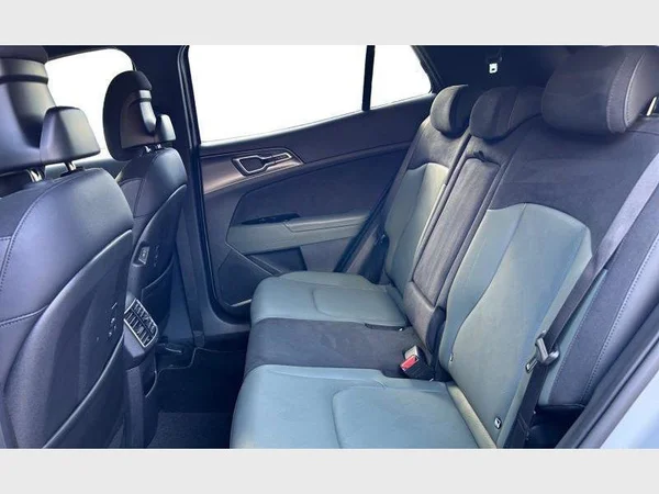 Kia SPORTAGE (2024) — foto 3 van 30