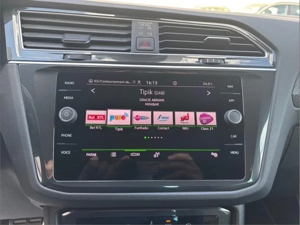 VOLKSWAGEN Tiguan Dsl (2020) — foto 11 van 22