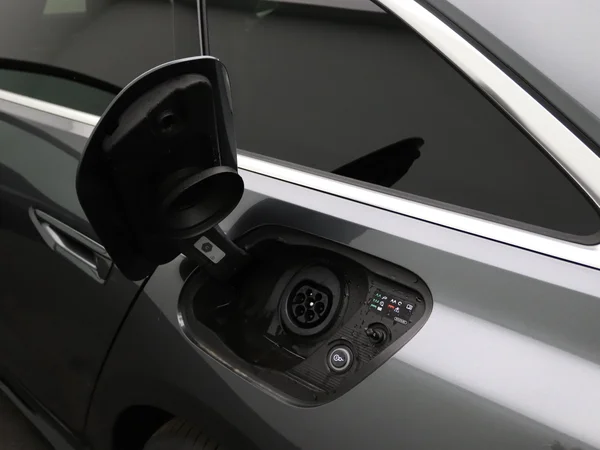 AUDI A5 Avant e-hybrid (PHEV) (2025) — foto 6 van 25