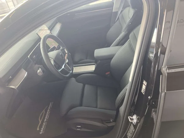 Volvo ES90 — foto 19 van 19