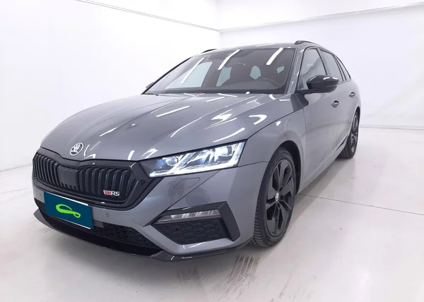 Skoda Octavia Sw Rs (2022) — foto 30 van 31