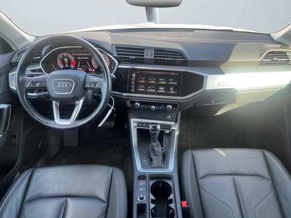 AUDI Q3 Sportback Dsl (2020) — foto 4 van 31