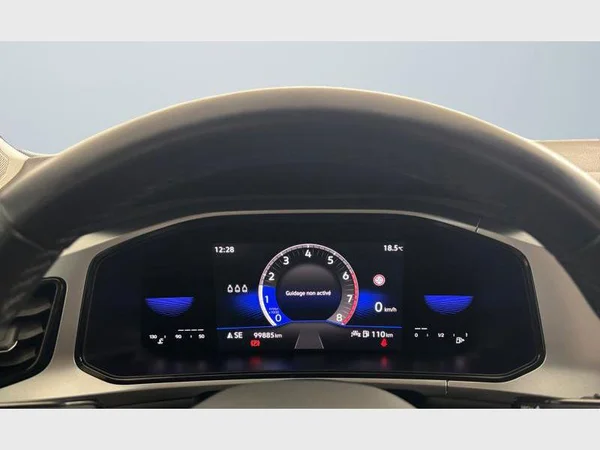 Volkswagen T-Roc (2022) — foto 4 van 15