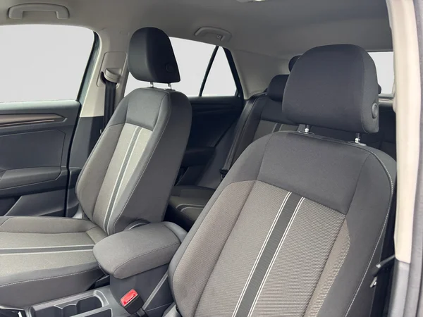 VOLKSWAGEN T-Roc (2018) — foto 22 van 22